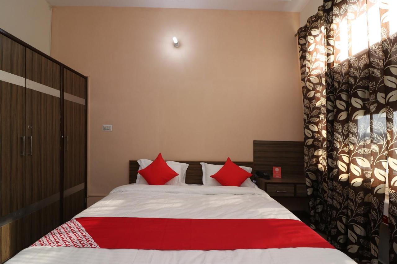 Oyo Flagship Mann Bed And Breakfast Rājpura Zewnętrze zdjęcie