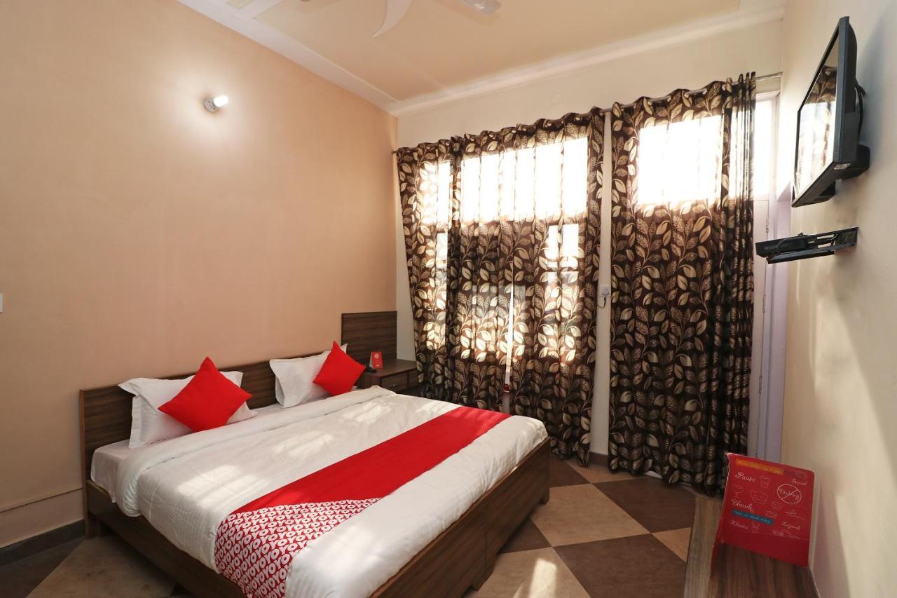 Oyo Flagship Mann Bed And Breakfast Rājpura Zewnętrze zdjęcie